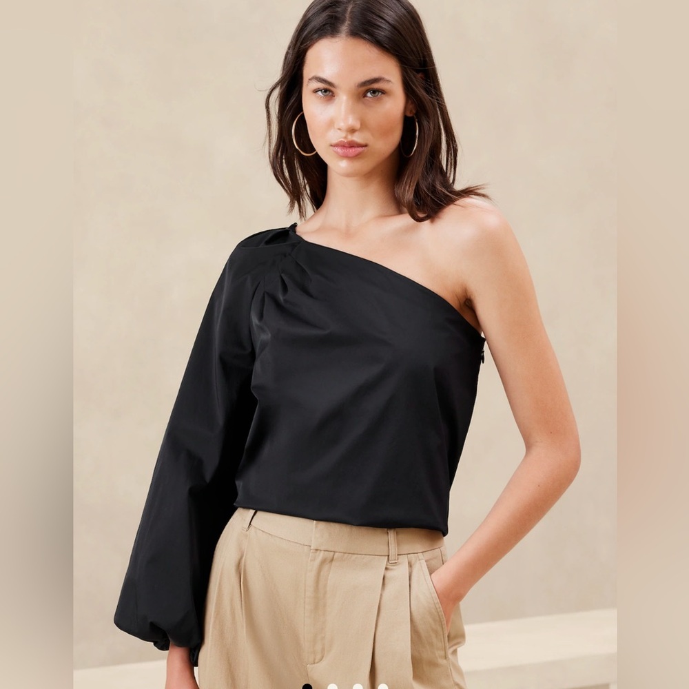 Taffeta one shoulder top NWT
